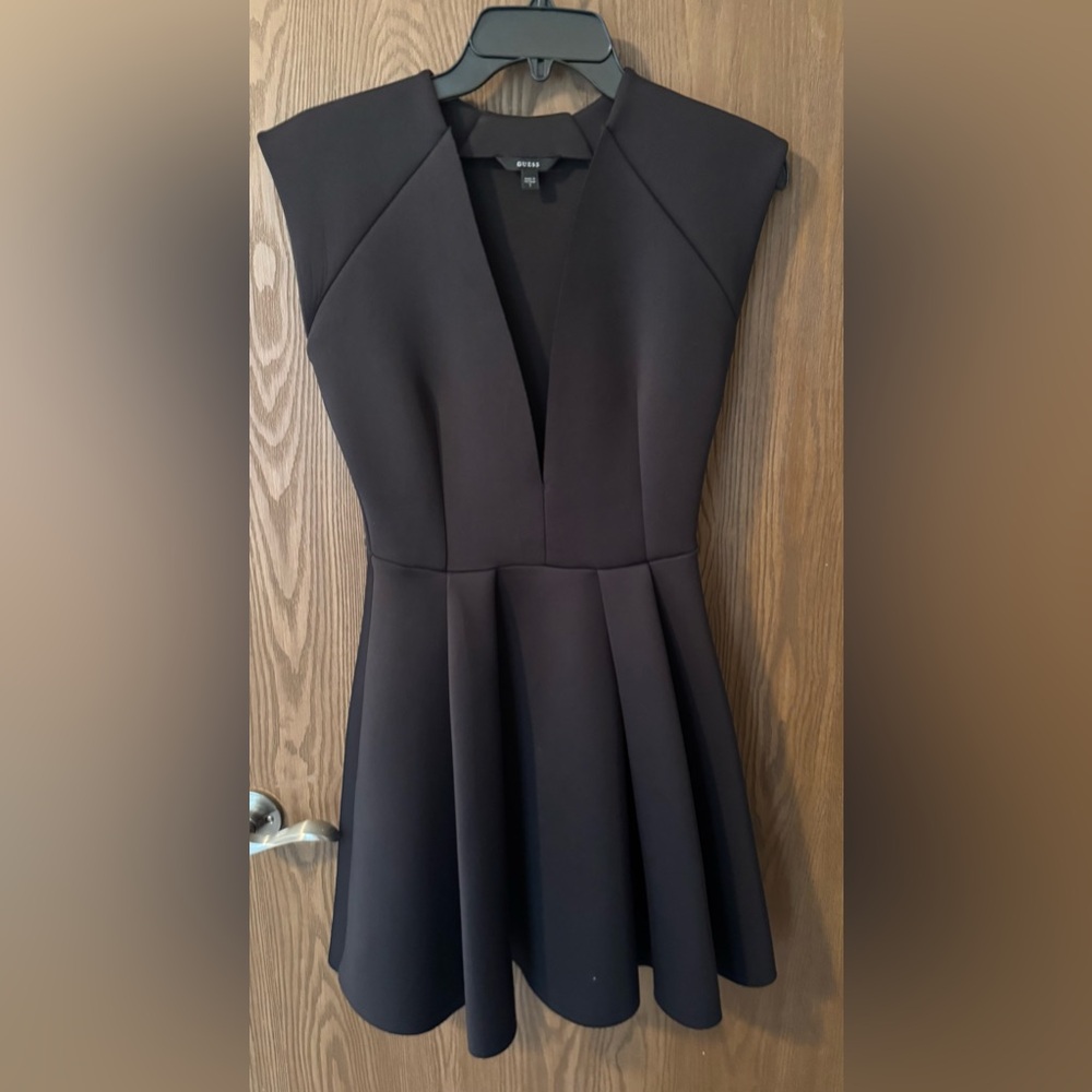 GUESS Elegant Black Dress